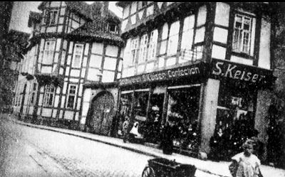 Das Geschäftshaus Keyser in der Ritterstraße um 1900